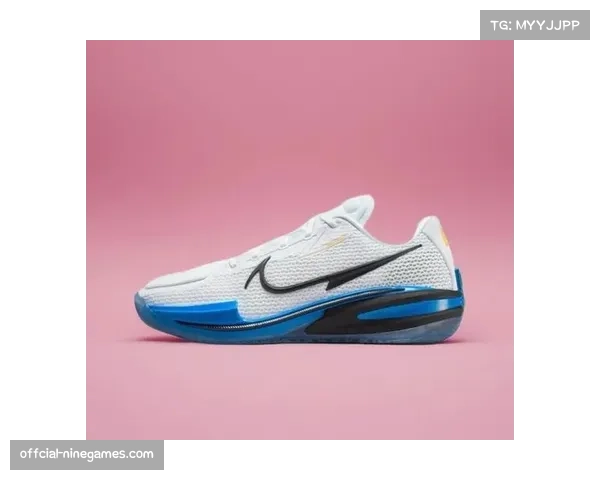 运动品牌发布新战靴,主打轻量化以提升球员变向速度 运动品牌发布新战靴,主打轻量化以提升球员变向速度